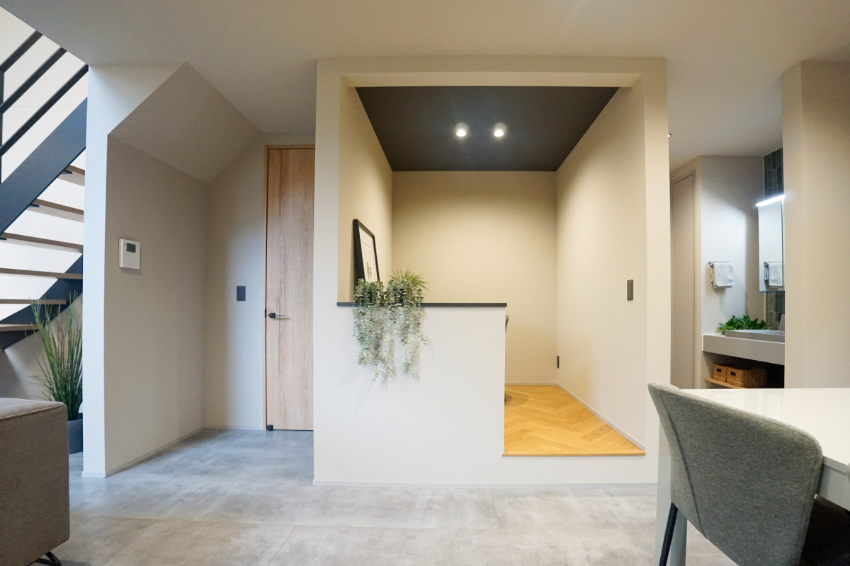 外にとじて内にひらく。くつろぎが重なる住まい